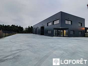Location Bureaux et commercesSaint-Ouen-de-Thouberville