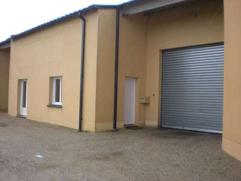 Bureaux et commerces 3 pièces Saint-Paterne 72
