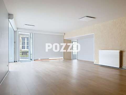 Bureaux et commerces 4 pièces