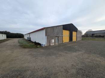Photo Bureaux et commerces Saint-Sauveur-des-Landes