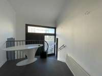 Bureaux et commerces 4 pièces