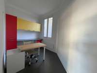 Bureaux et commerces 4 pièces
