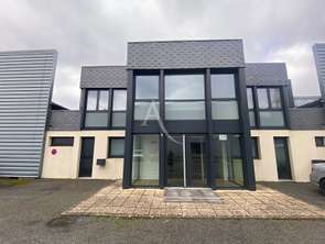 Location Bureaux et commerces 140 m&sup2;Saint-Sylvain-d'Anjou