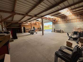 Photo Bureaux et commerces Saint-Uniac