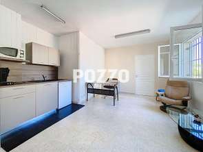 Location Bureaux et commerces 52 m&sup2;Sartilly