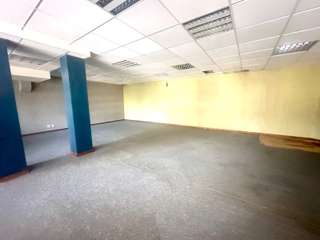 Bureaux et commerces 4 pièces Bureaux et commerces 4 pièces