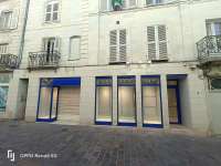 Bureaux et commerces 4 pièces Bureaux et commerces 4 pièces