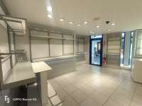 Bureaux et commerces 4 pièces Bureaux et commerces 4 pièces