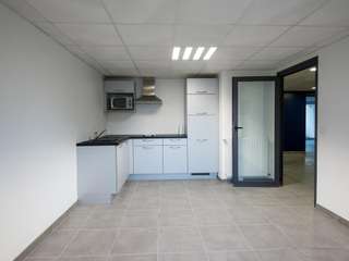 Bureaux et commerces 2 pièces