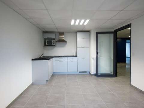 Bureaux et commerces 2 pièces