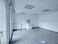 Bureaux et commerces 2 pièces