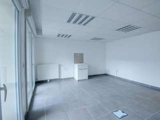 Bureaux et commerces 2 pièces