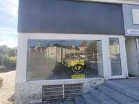Bureaux et commerces 2 pièces