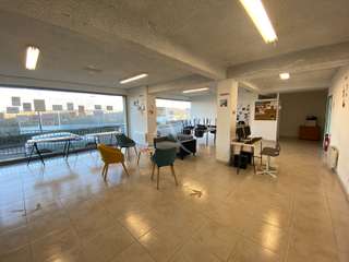 Bureaux et commerces 3 pièces