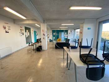 Bureaux et commerces 3 pièces