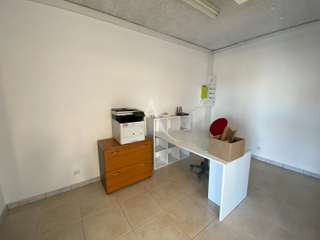 Bureaux et commerces 3 pièces