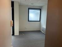 Bureaux et commerces 3 pièces