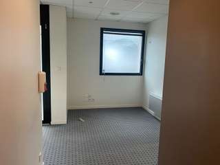 Bureaux et commerces 3 pièces