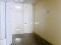 Bureaux et commerces 4 pièces