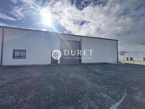 Bureaux et commerces Tillières 49