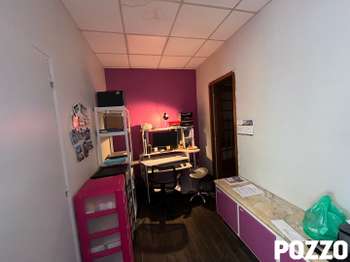 Bureaux et commerces 4 pièces Bureaux et commerces 4 pièces