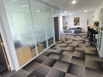 Location Bureaux et commerces 129 m&sup2;Treillières