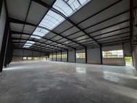 Bureaux et commerces 4 pièces