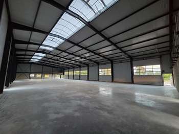 Bureaux et commerces 4 pièces