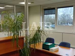 Location Bureaux et commerces 140 m&sup2;Valframbert