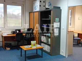 Bureaux et commerces 5 pièces