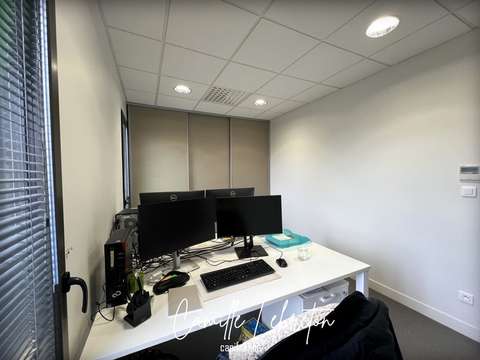 Bureaux et commerces 3 pièces