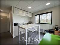 Bureaux et commerces 3 pièces
