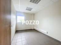 Bureaux et commerces 9 pièces
