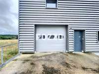 Bureaux et commerces 9 pièces