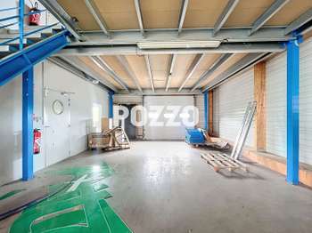 Bureaux et commerces 9 pièces