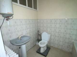 Bureaux et commerces 9 pièces