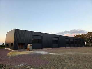 Bureaux et commerces 7 pièces