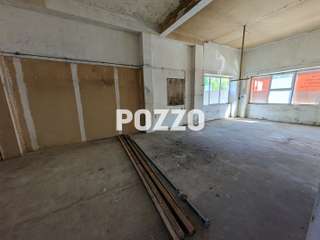 Bureaux et commerces 2 pièces