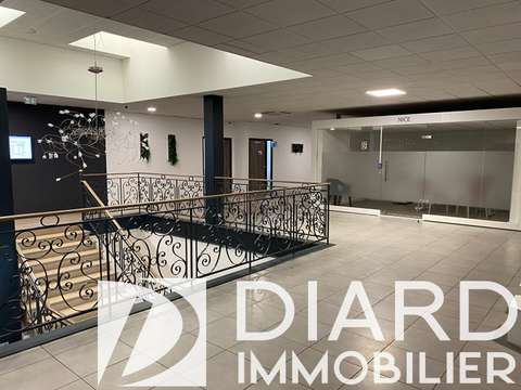 Bureaux et commerces 2 pièces