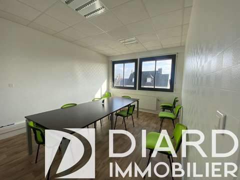 Bureaux et commerces 2 pièces Bureaux et commerces 2 pièces