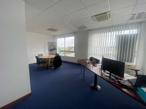 Bureaux et commerces Vitré 35
