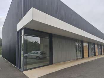 Location Bureaux et commercesYffiniac