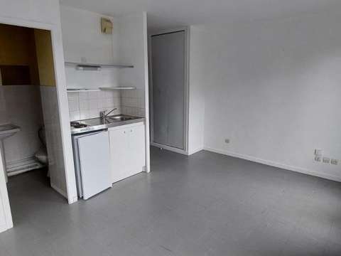 Divers locations Caen 14