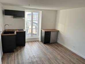 Location Divers 1 chambreLaval