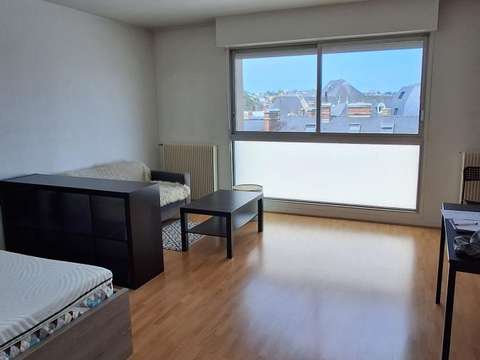 Divers locations Laval 53