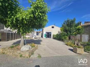 Divers locations Saint-Julien-de-Peyrolas 30