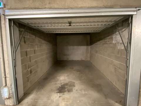 Location garage box et parking