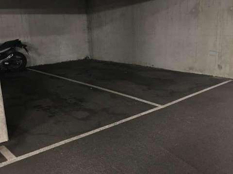 Location garage box et parking Location garage box et parking