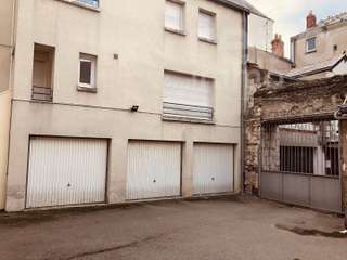 Location garage box et parking Location garage box et parking