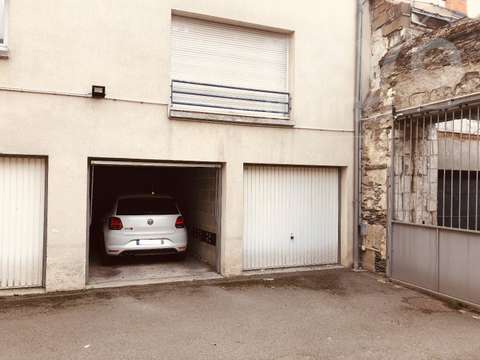Location garage box et parking Location garage box et parking